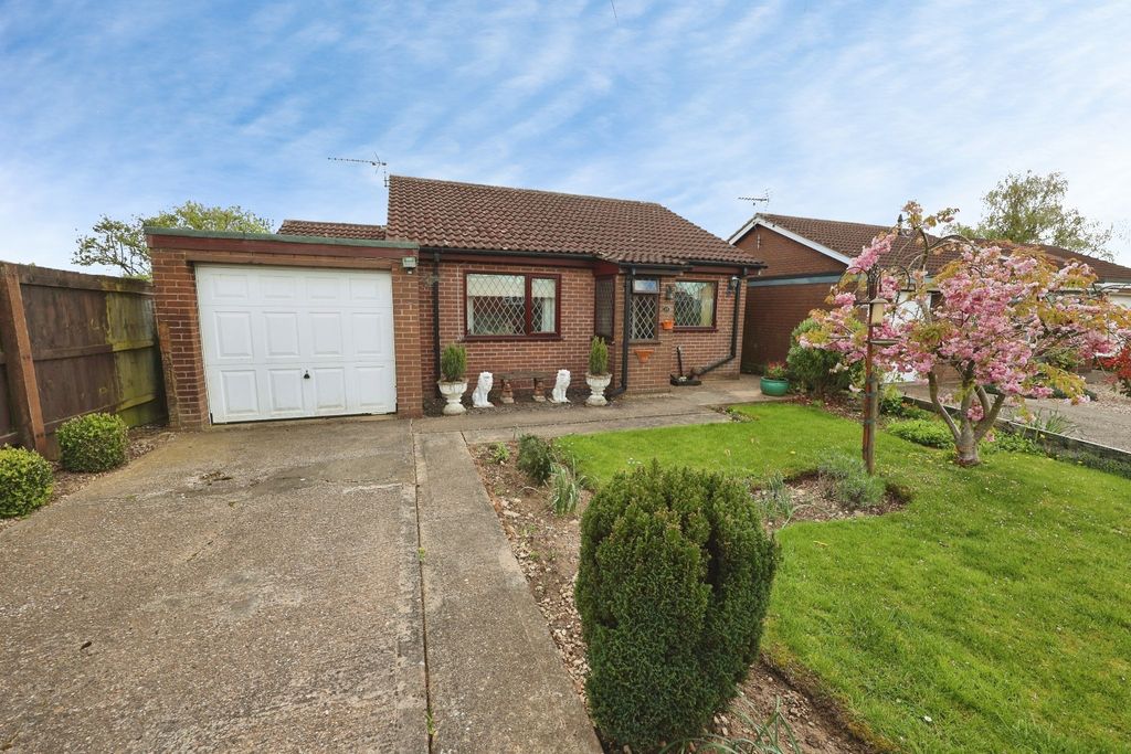 Property photo 1 of 19 4928160