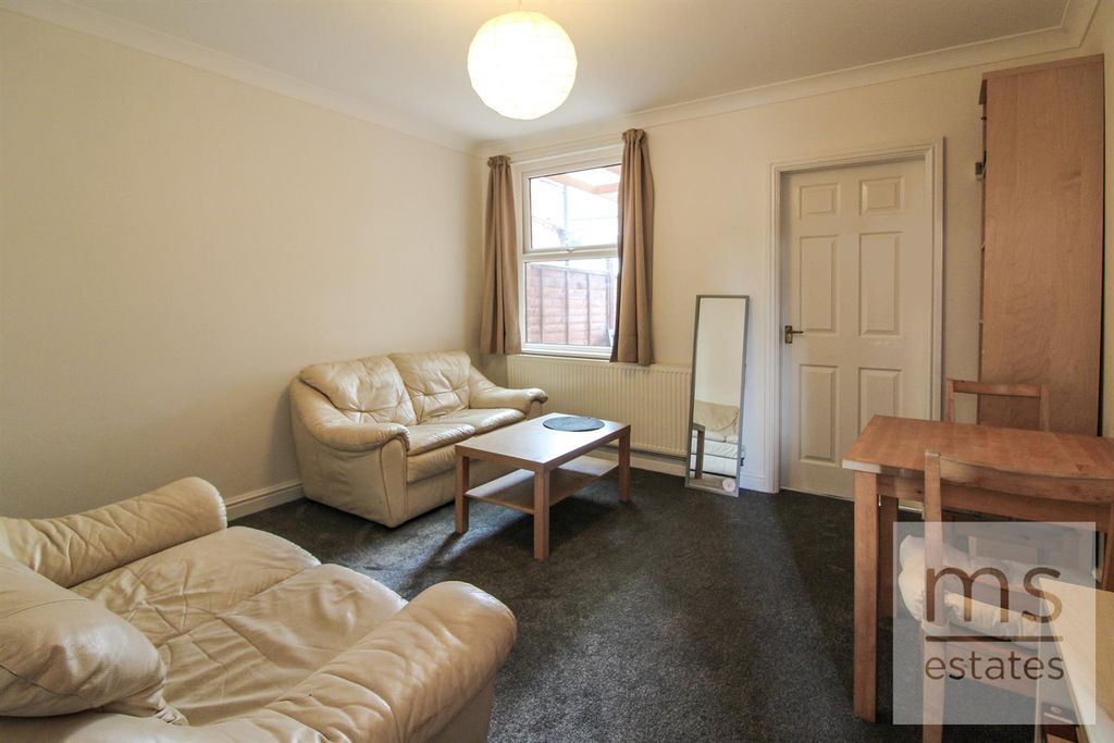 Property photo 2 of 19 Img_1089.Jpg