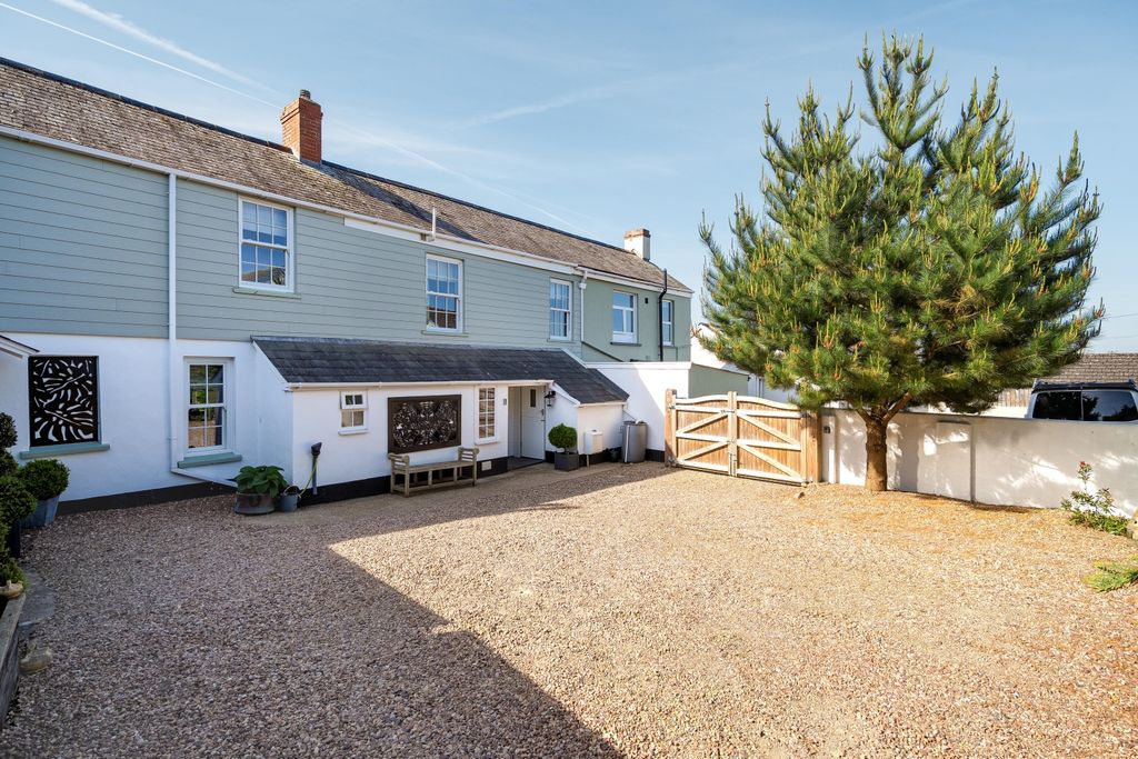 Property photo 1 of 20 1448621-1-69E9E67362B27