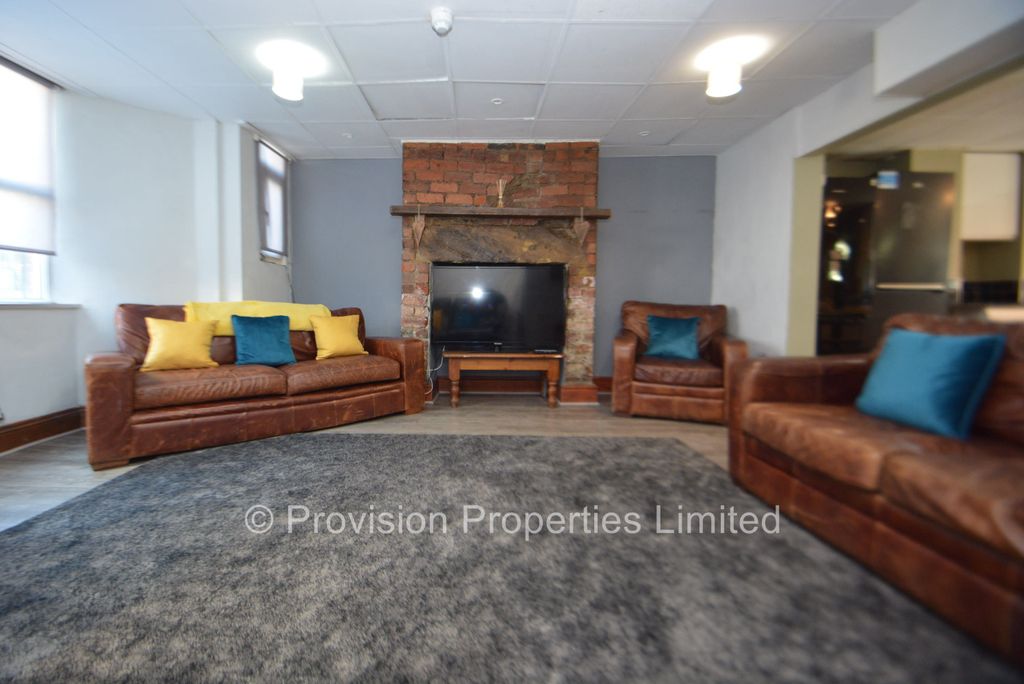 Property photo 3 of 20 Photo