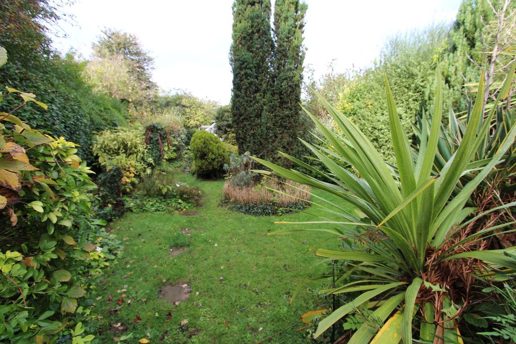 Property photo 3 of 14