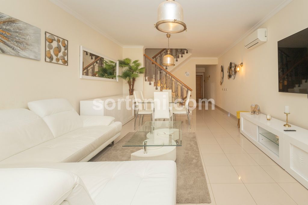 Property photo 3 of 38