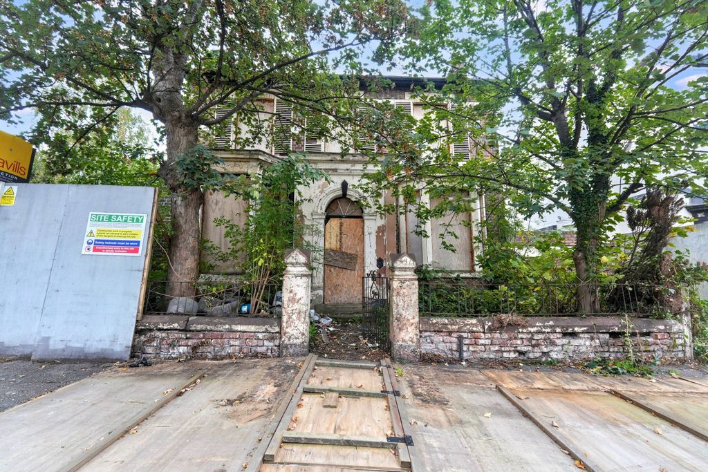 Property photo 1 of 23 58 Grey Road, Liverpool, Merseyside, L9 1Ay