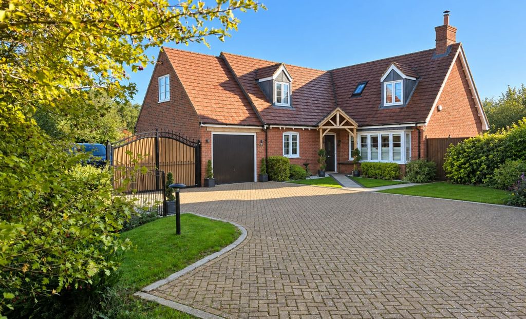 Property photo 1 of 38