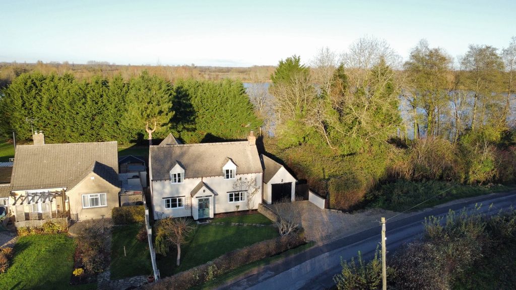 Property photo 1 of 18 Picture No. 37