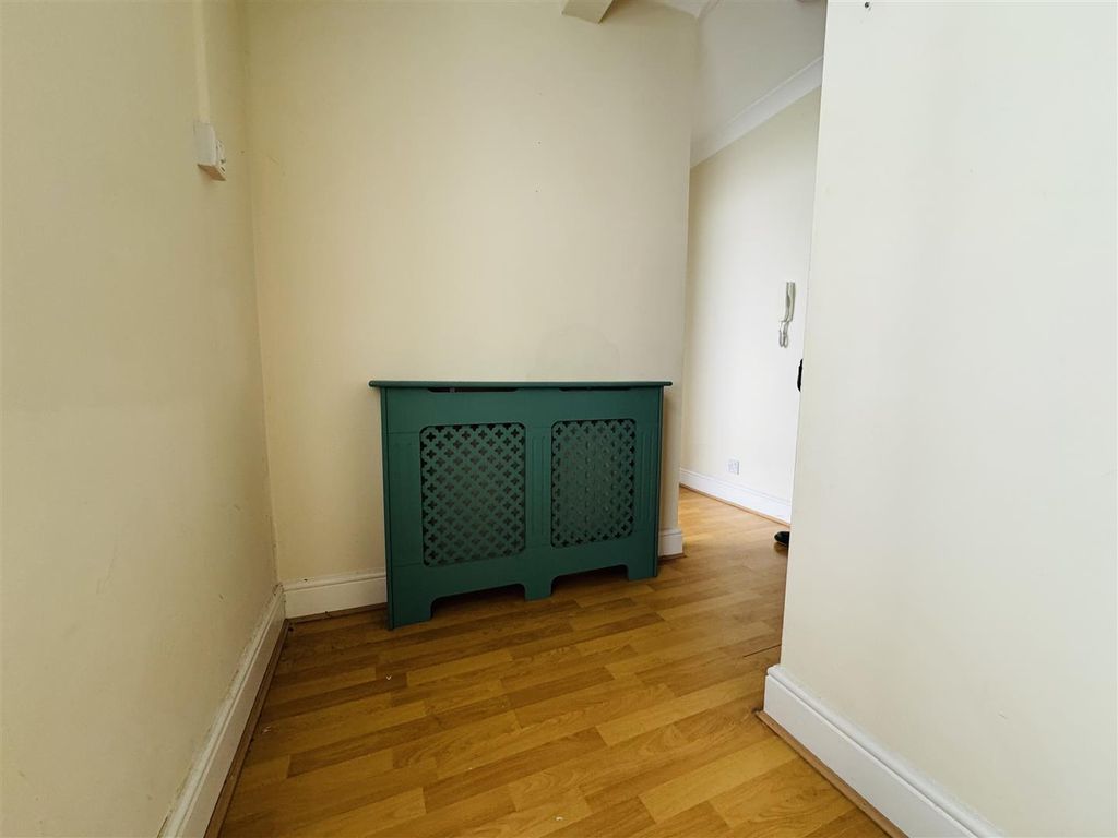 Property photo 3 of 12 Img_0111.Jpeg