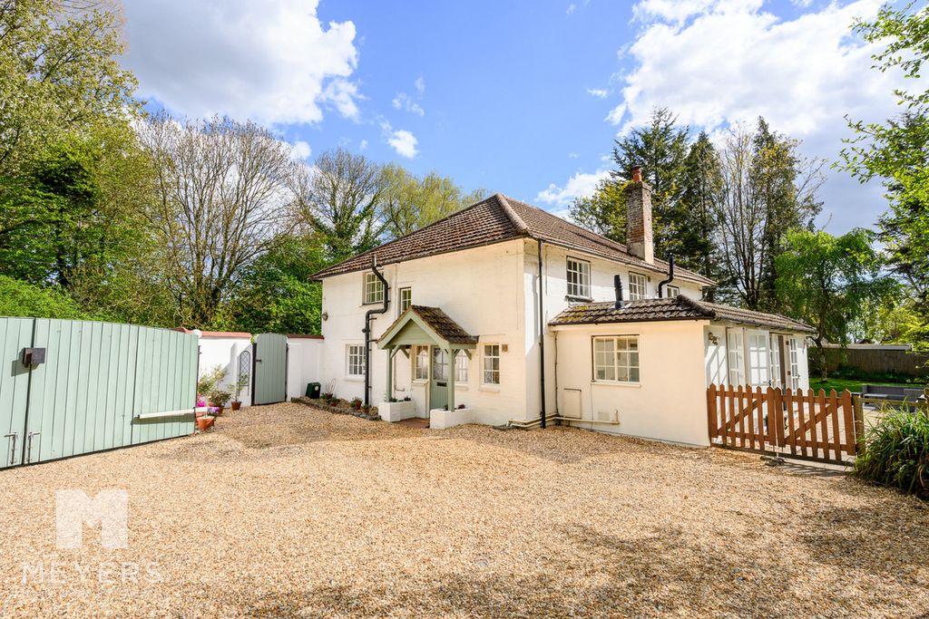 Property photo 1 of 29