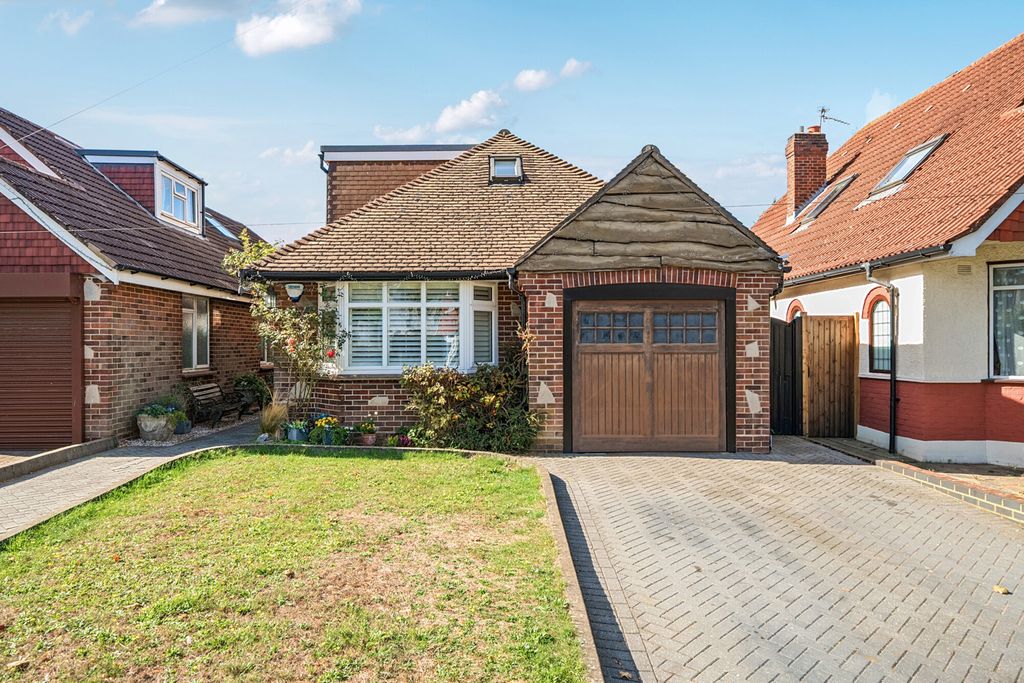 Property photo 1 of 20 1525669-19-6Abfca...