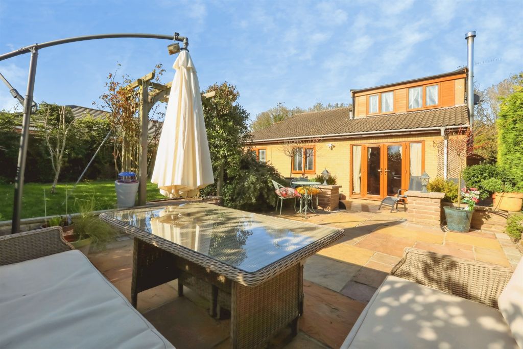 Property photo 1 of 22