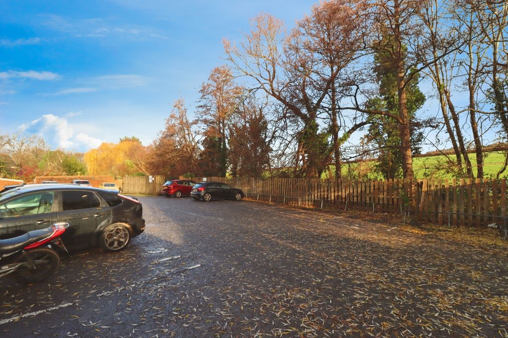 Property photo 3 of 20 Pbox-Img.Jpg