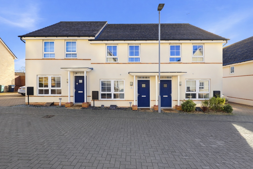 Property photo 1 of 18