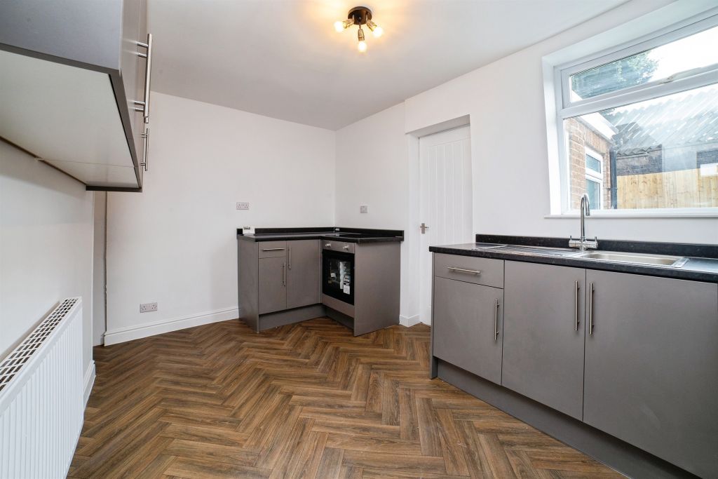 Property photo 3 of 22