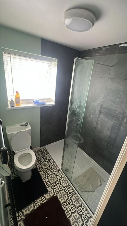 Property photo 3 of 4