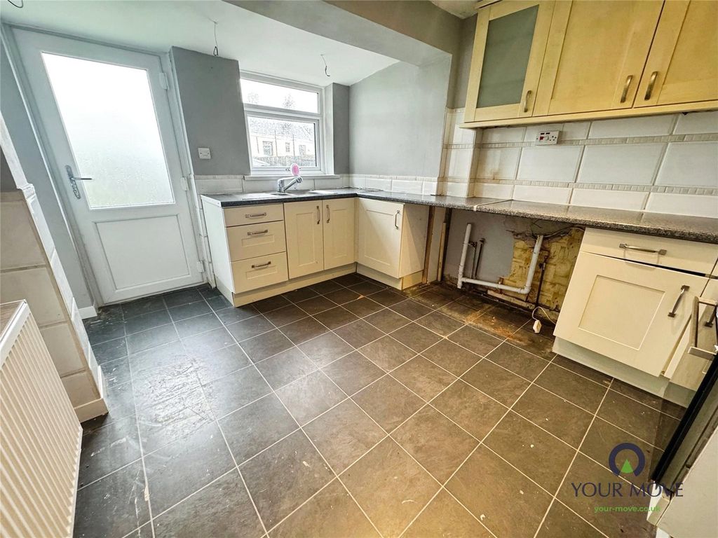 Property photo 2 of 10 Picture No. 17