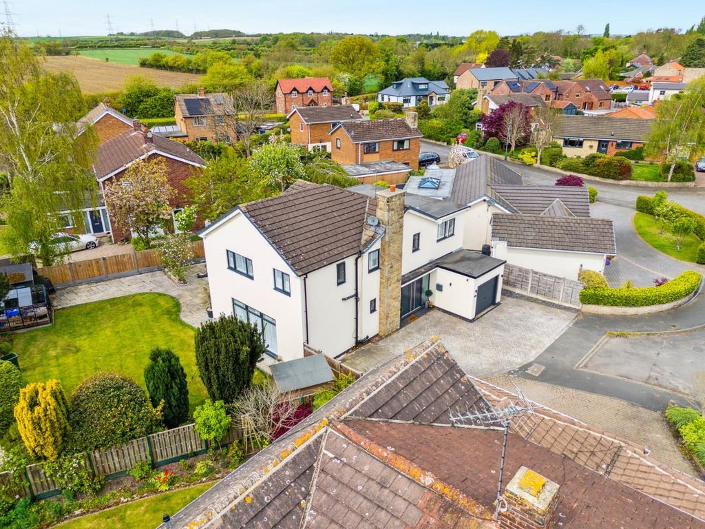 Property photo 1 of 32