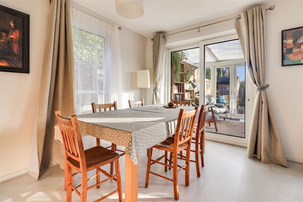 Property photo 3 of 22 Img (2).Jpg