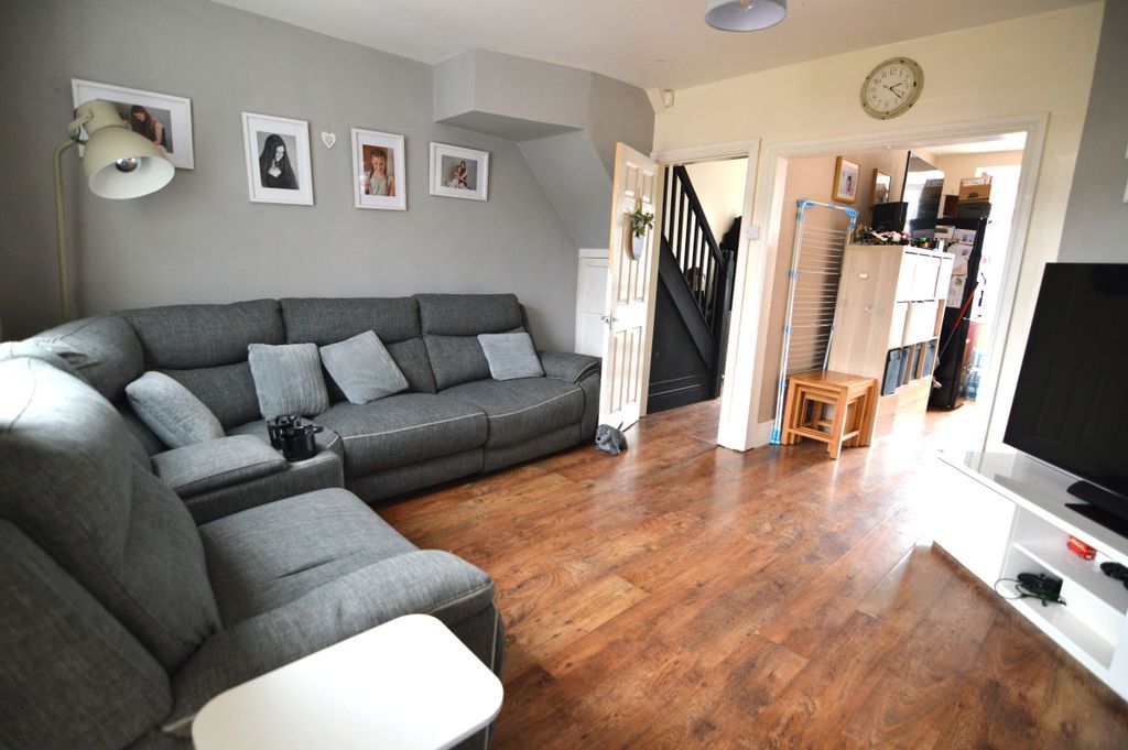 Property photo 2 of 13