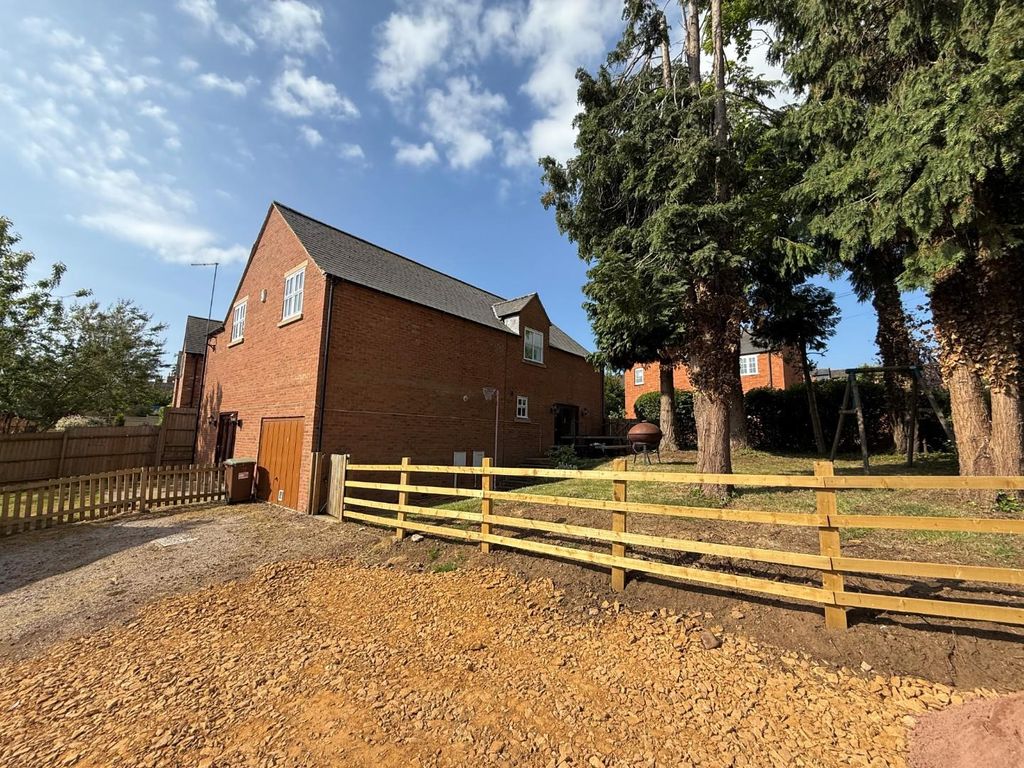 Property photo 1 of 18 21.Jpg