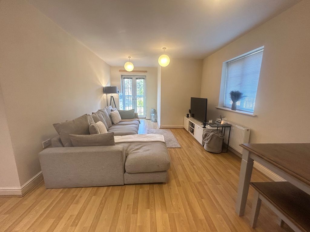 Property photo 2 of 6