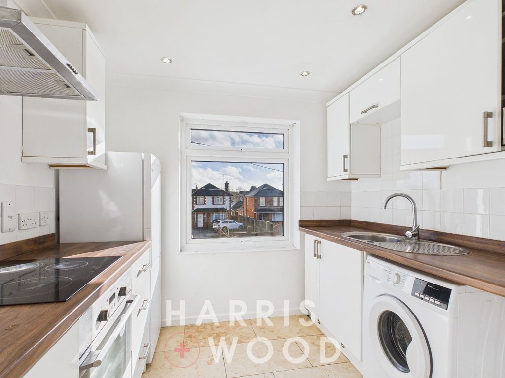 Property photo 2 of 15 4781084