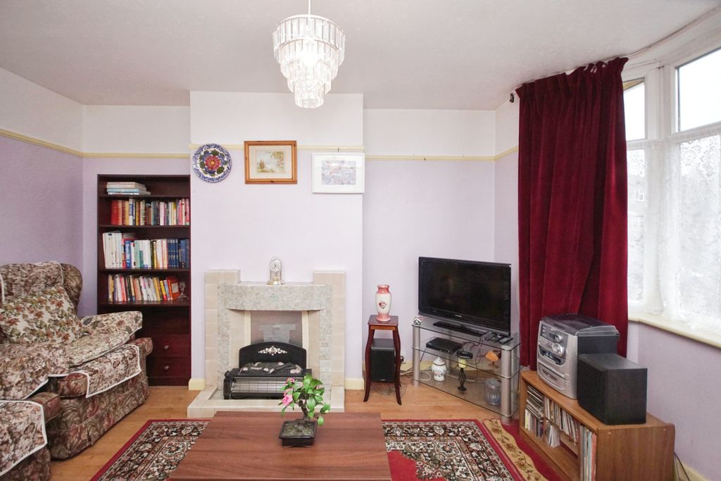 Property photo 2 of 22 Photography