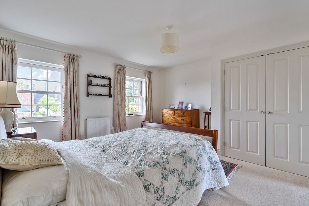 Additional image 16 of 3 bed end terrace house for saleClarendon Court, Marlborough SN8