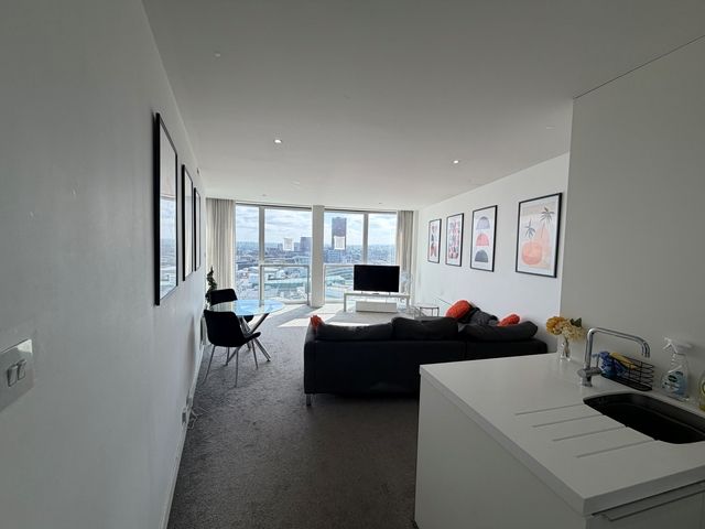 Property photo 1 of 4