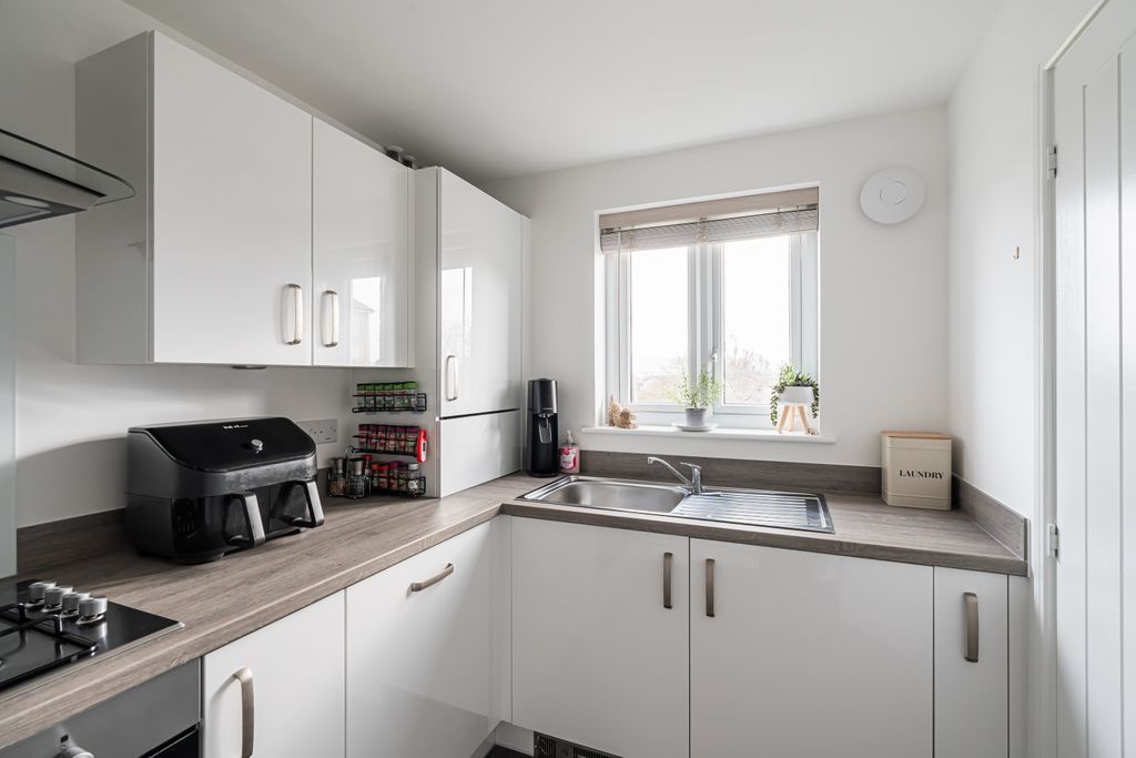 Property photo 3 of 15 Property Image 3