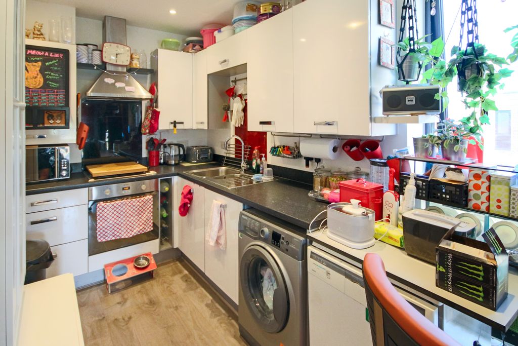 Property photo 2 of 7 Img_6390