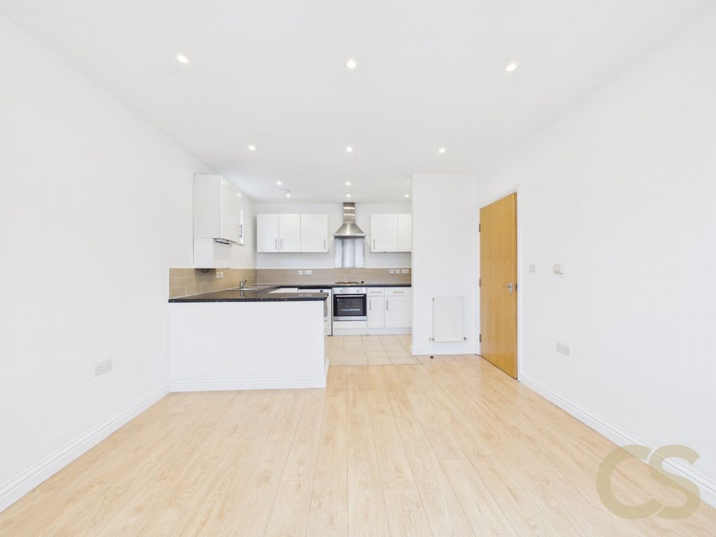 Property photo 2 of 10 5332833