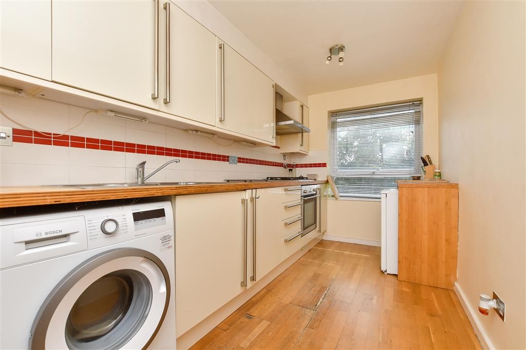 Property photo 2 of 12 Kitchen