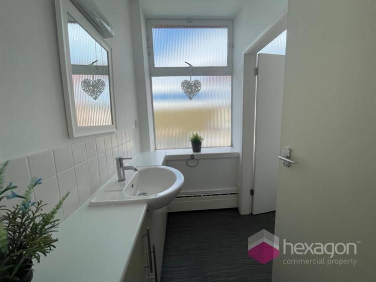 Property photo 3 of 3