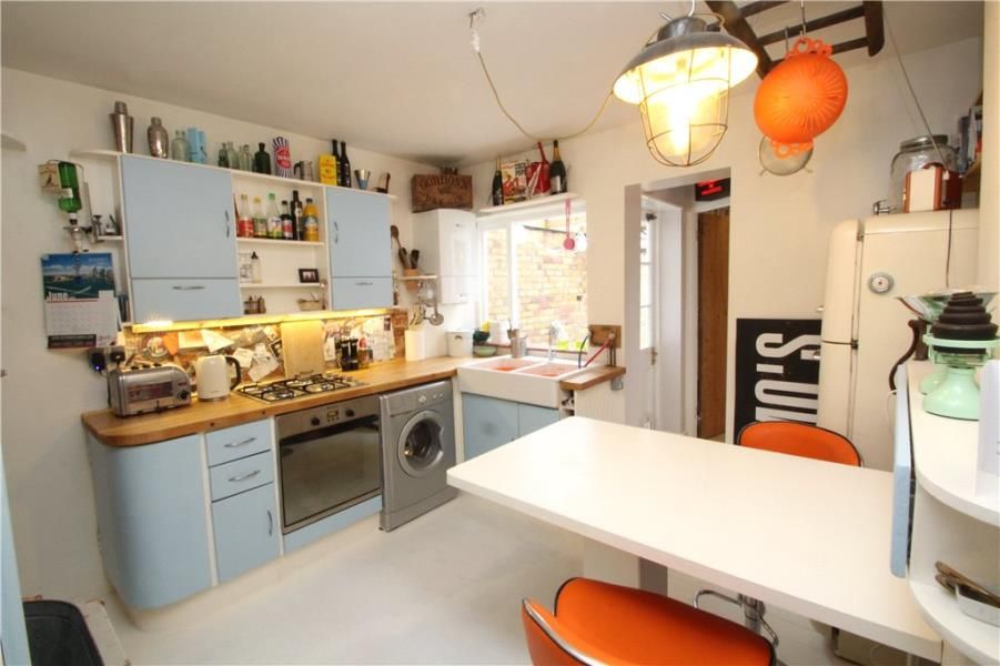 Property photo 3 of 9