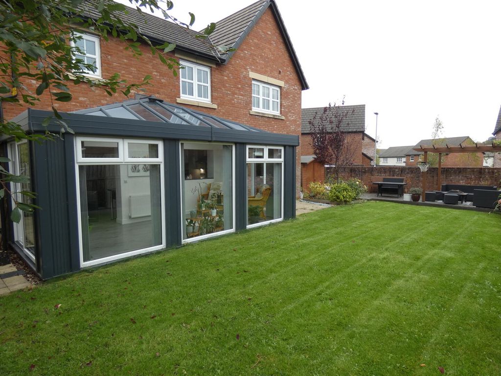 Property photo 2 of 21