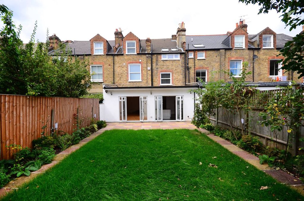 Property photo 1 of 16
