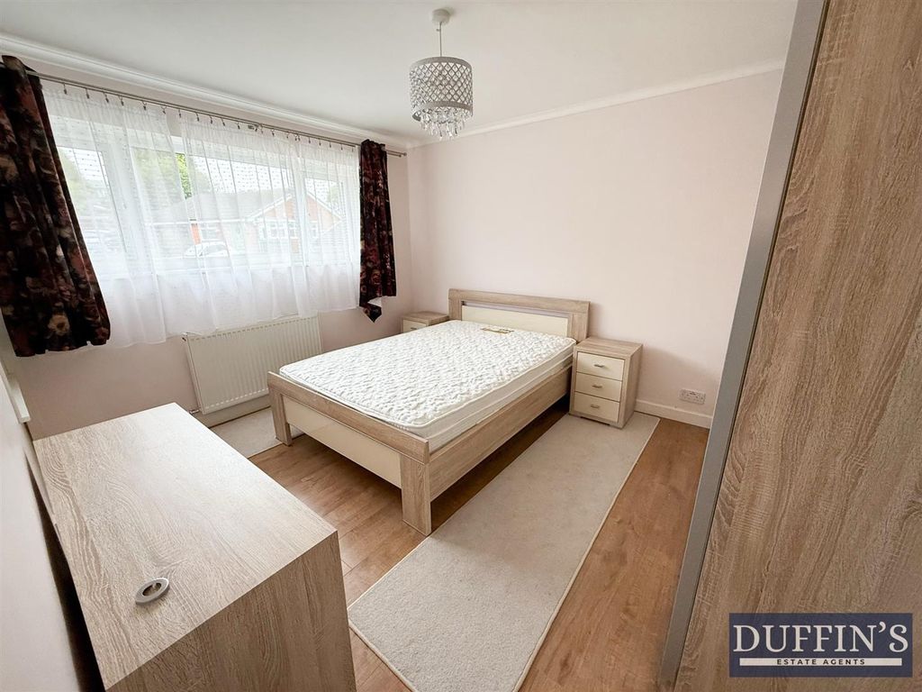 2 bed flat for saleStone Hill Drive, Blackburn BB1 photo 5