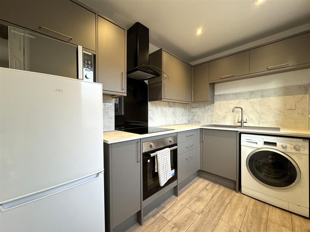 Property photo 2 of 12 Kitchen.Jpg