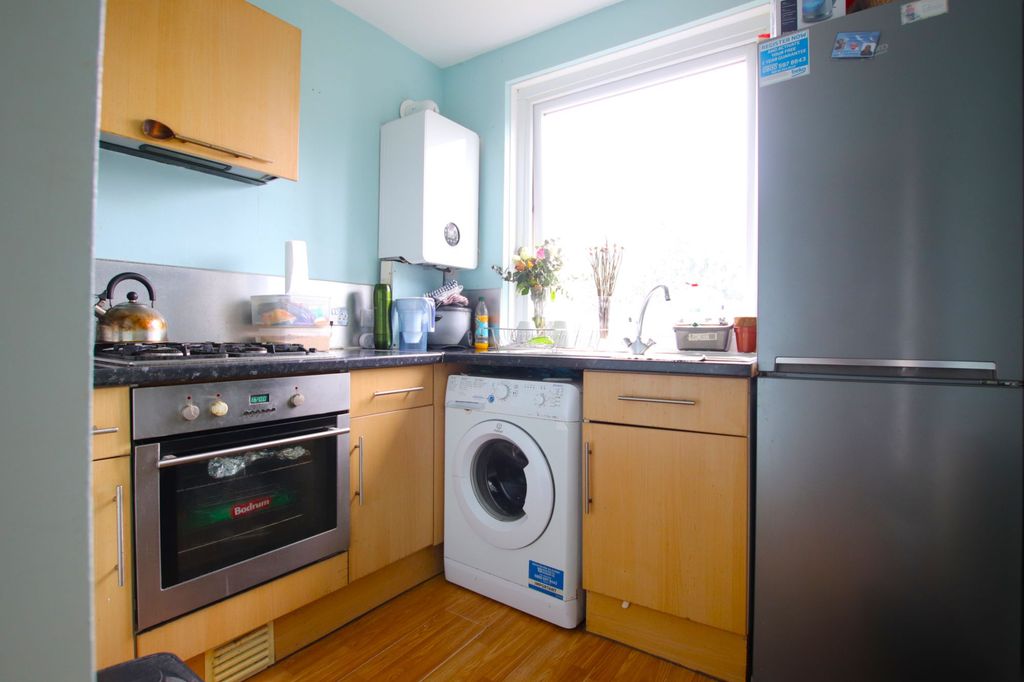 Property photo 2 of 4 Img_1017