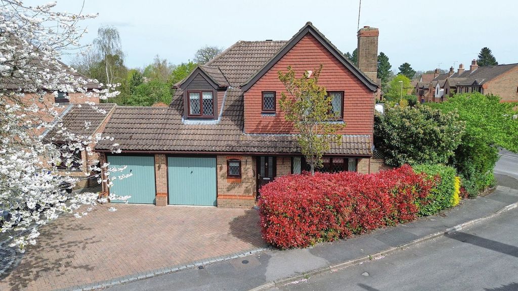 Property photo 1 of 21