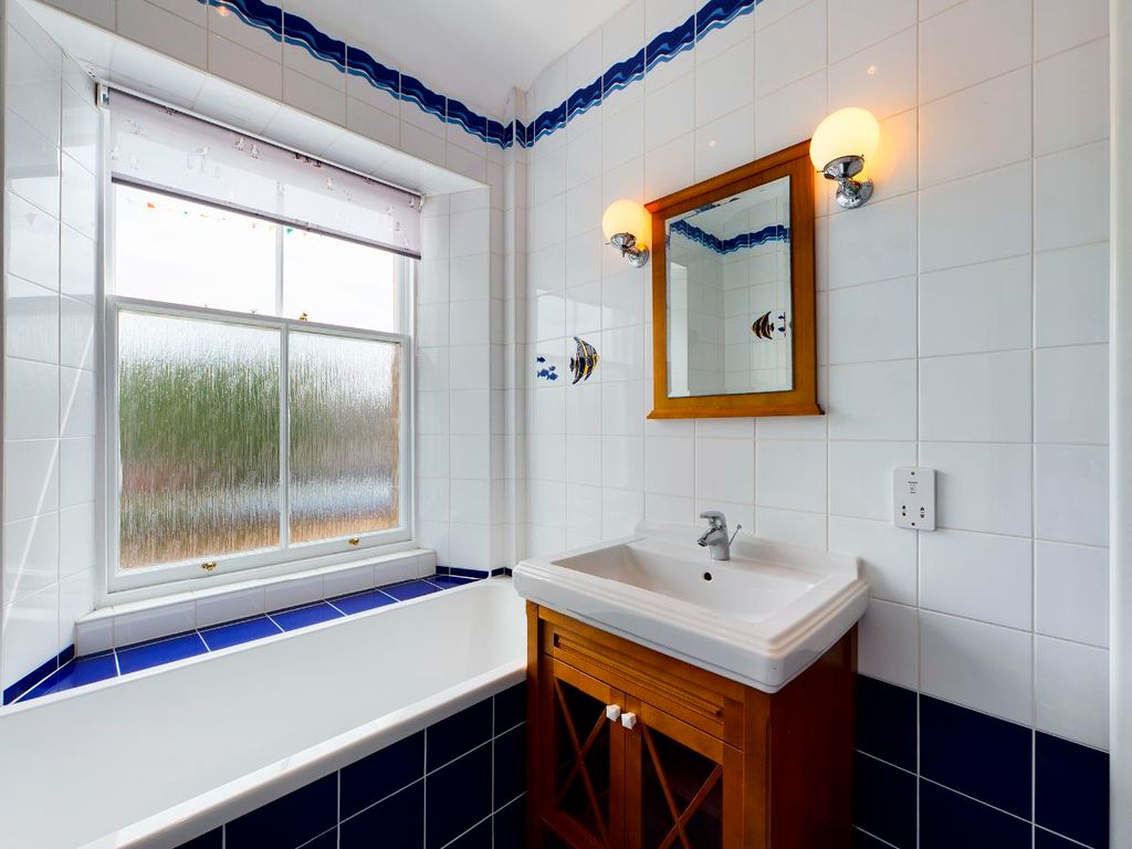 Additional image 8 of 2 bed flat to rentHigh Street, Biggar ML12