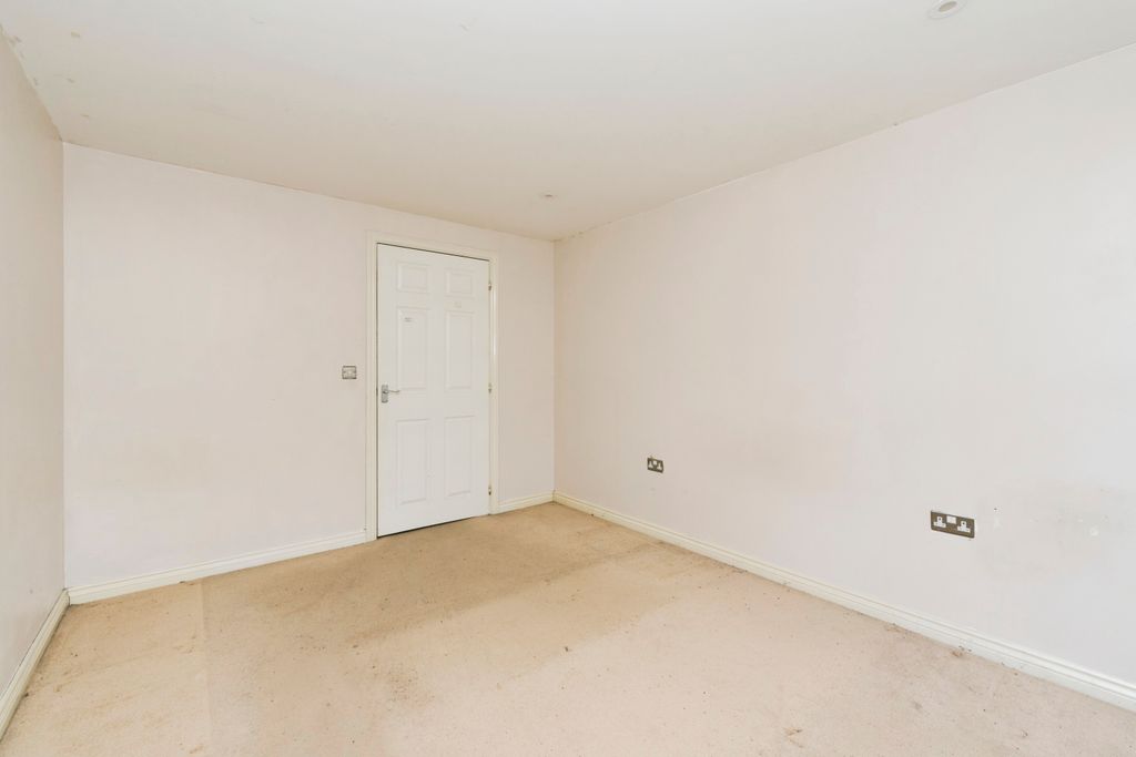 Property photo 3 of 13 Photography
