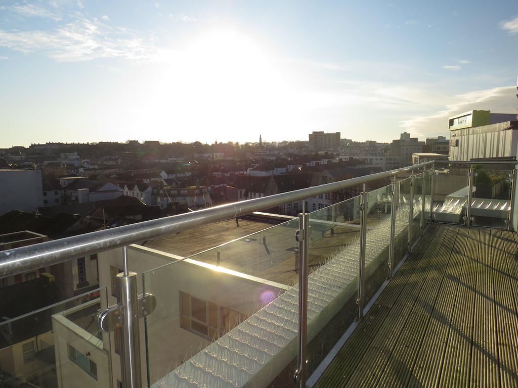 Property photo 1 of 10 Balcony