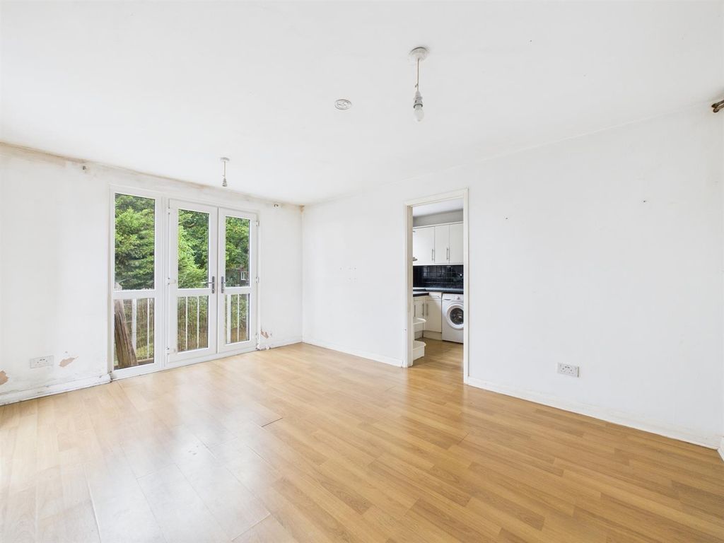 Property photo 1 of 9 Cam02664G0-Pr0112-Still002.Jpg