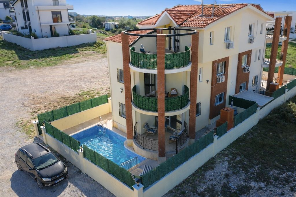 Property photo 2 of 24 Impressive Semi-Detached Villa For Sale In Didim €“ A Spacious Property With Private Pool