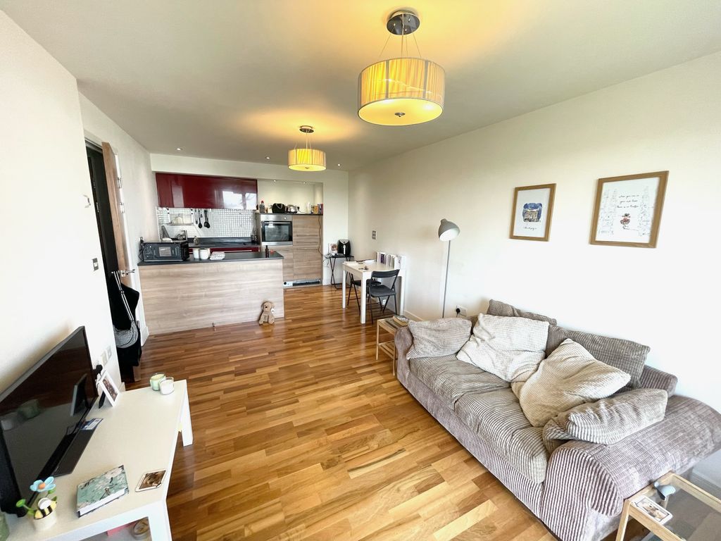 Property photo 3 of 10