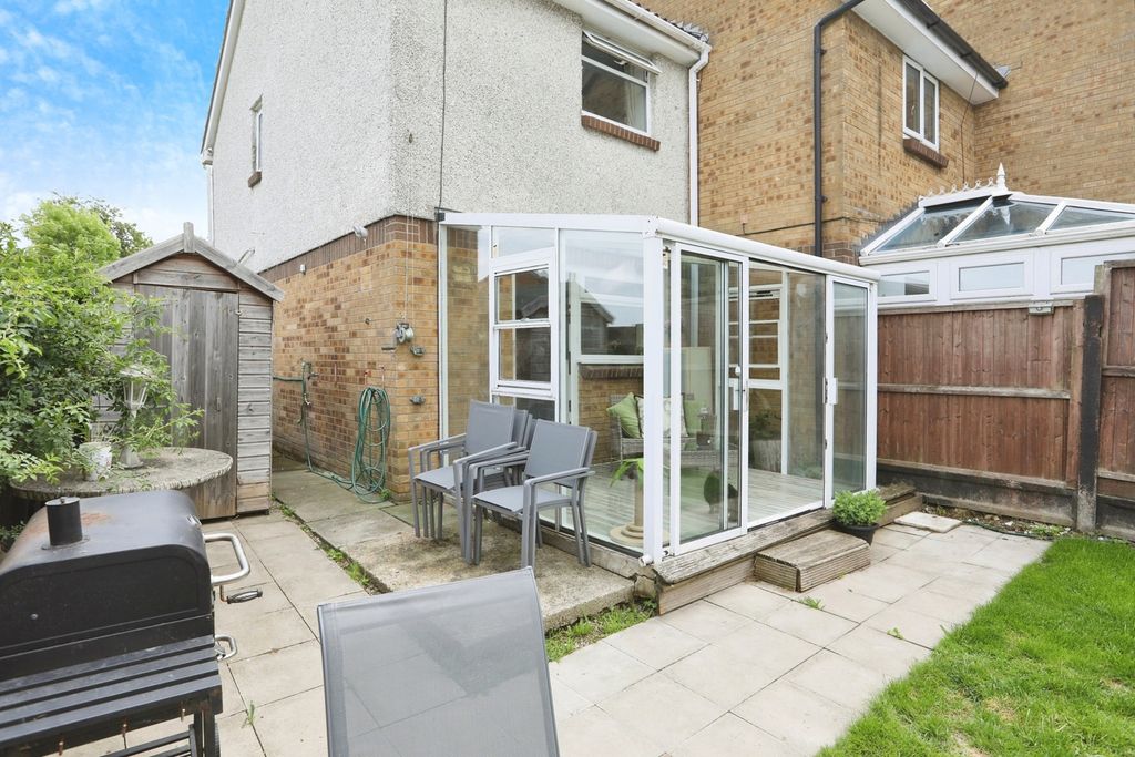 Property photo 3 of 17 Photo