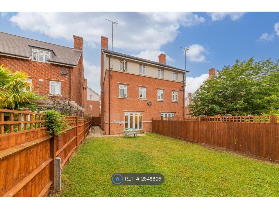 Property photo 2 of 13