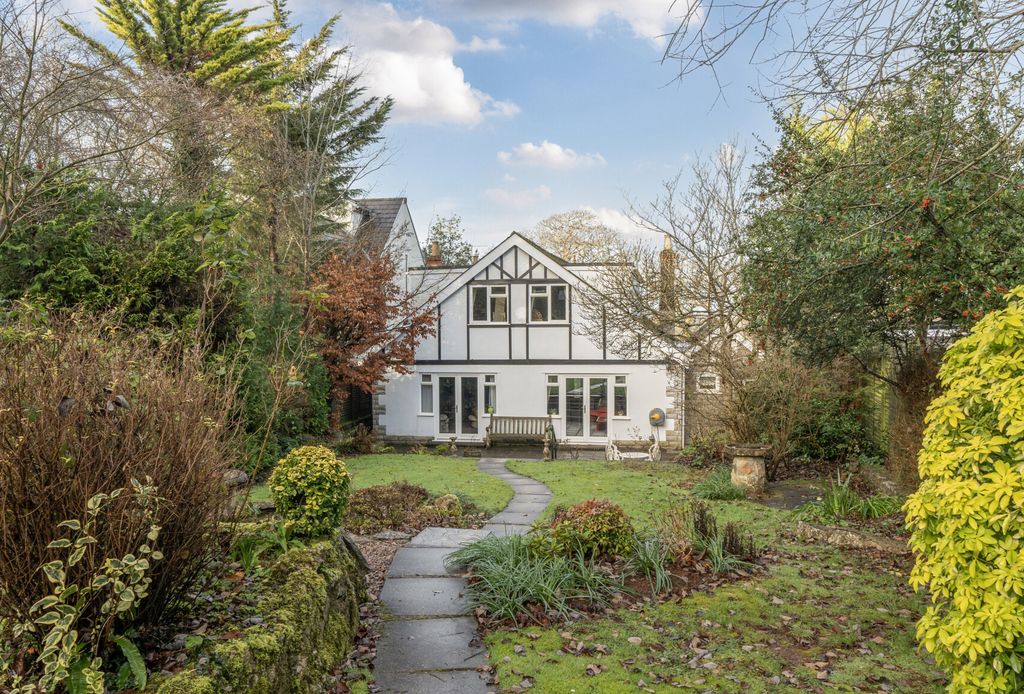 Property photo 3 of 24 1395751-3-695E373...