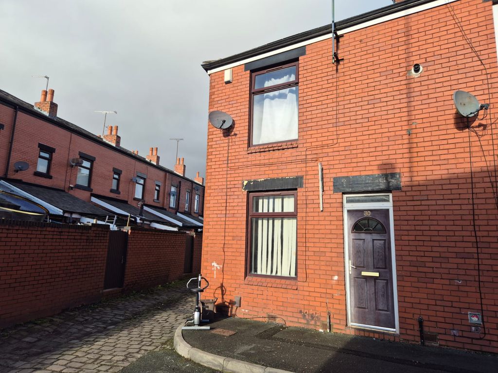 Property photo 1 of 1