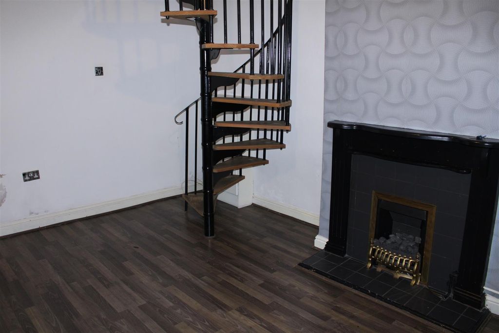 Property photo 2 of 12 Img_4813.Jpg